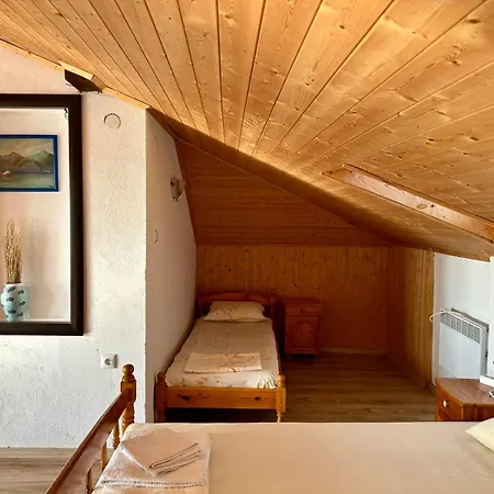 Old Town - 5 Attic